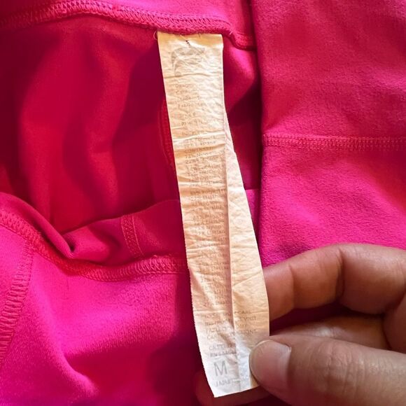 Fabletics medium hot pink leggings - Picture 5 of 8